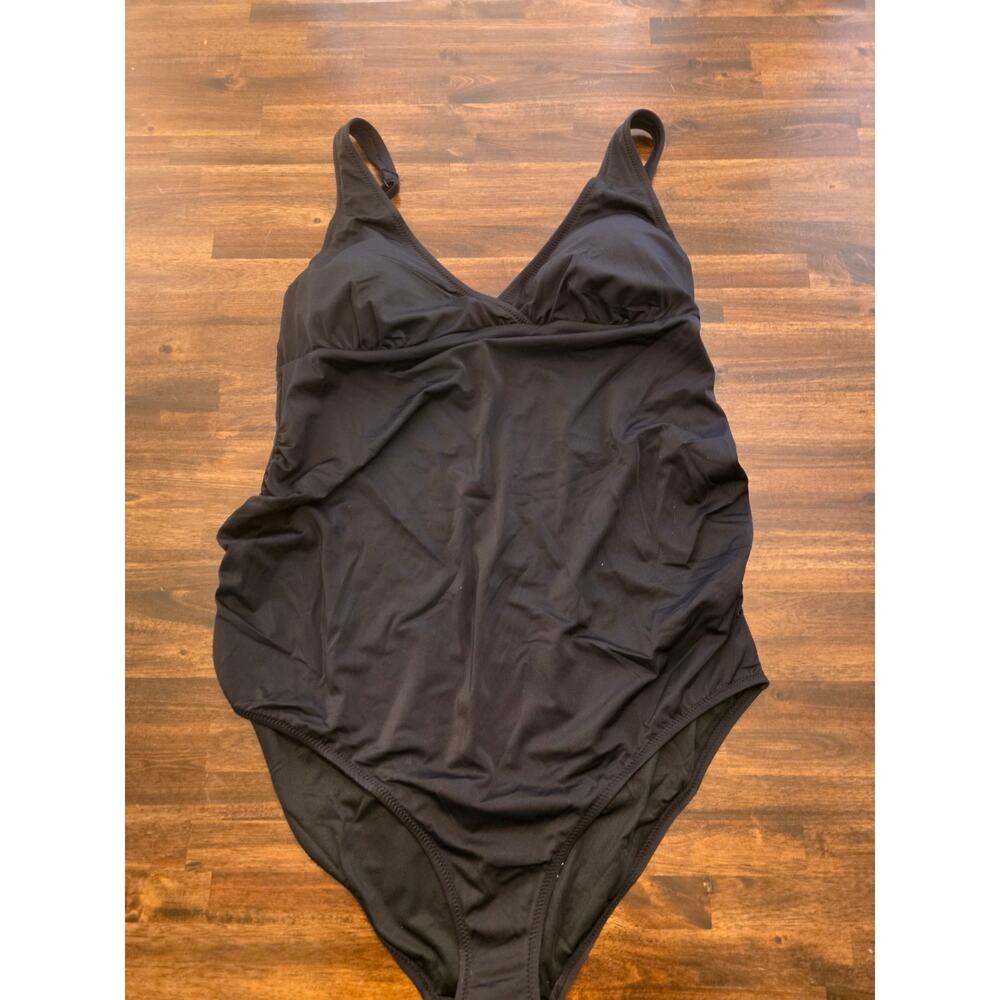 Amazon Essentials One-Piece Swimsuit Washed Black Size XL Classic Tank NWT - Picture 1 of 7